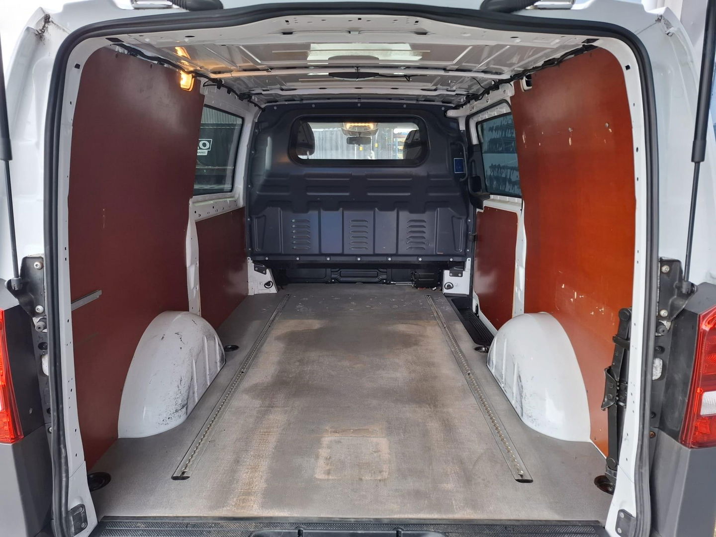 Mercedes-Benz Vito 114 CDI Lang AUTOMAAT / CRUISE CONTROLE / TREKHAAK / CAMERA / NAVI