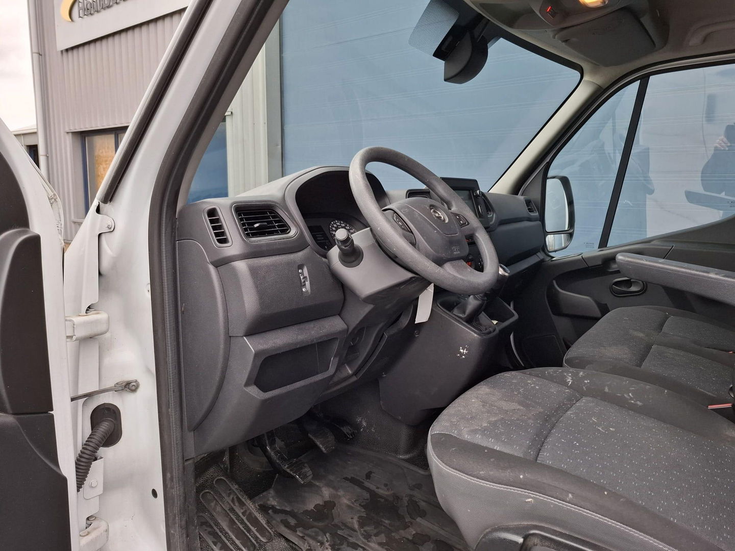 Opel Movano 2.3 Turbo L2H2 DC AIRCO / CRUISE CONTROLE / NAVI / CARPLAY / WERKPLAATS / KASTEN