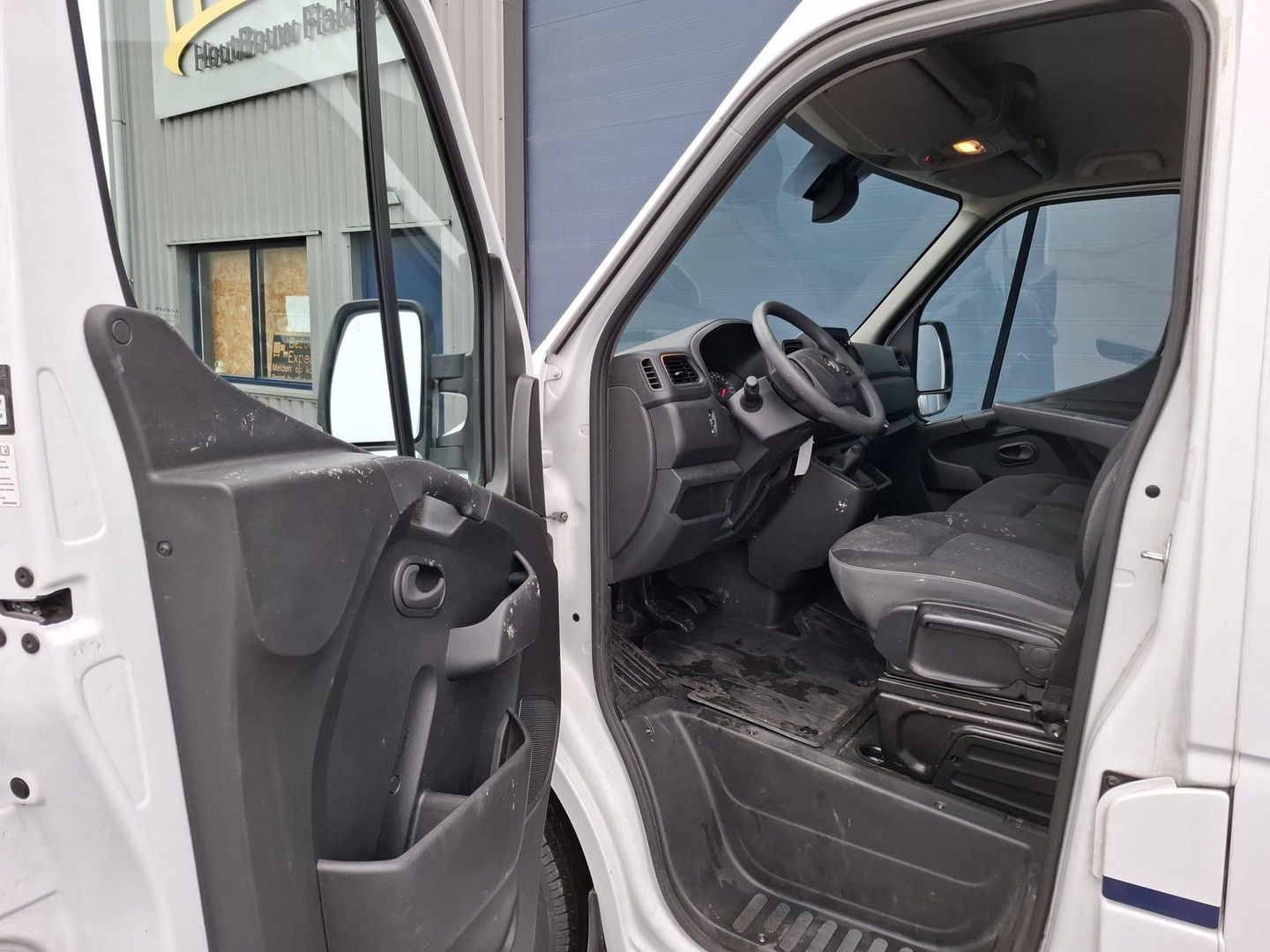 Opel Movano 2.3 Turbo L2H2 DC AIRCO / CRUISE CONTROLE / NAVI / CARPLAY / WERKPLAATS / KASTEN