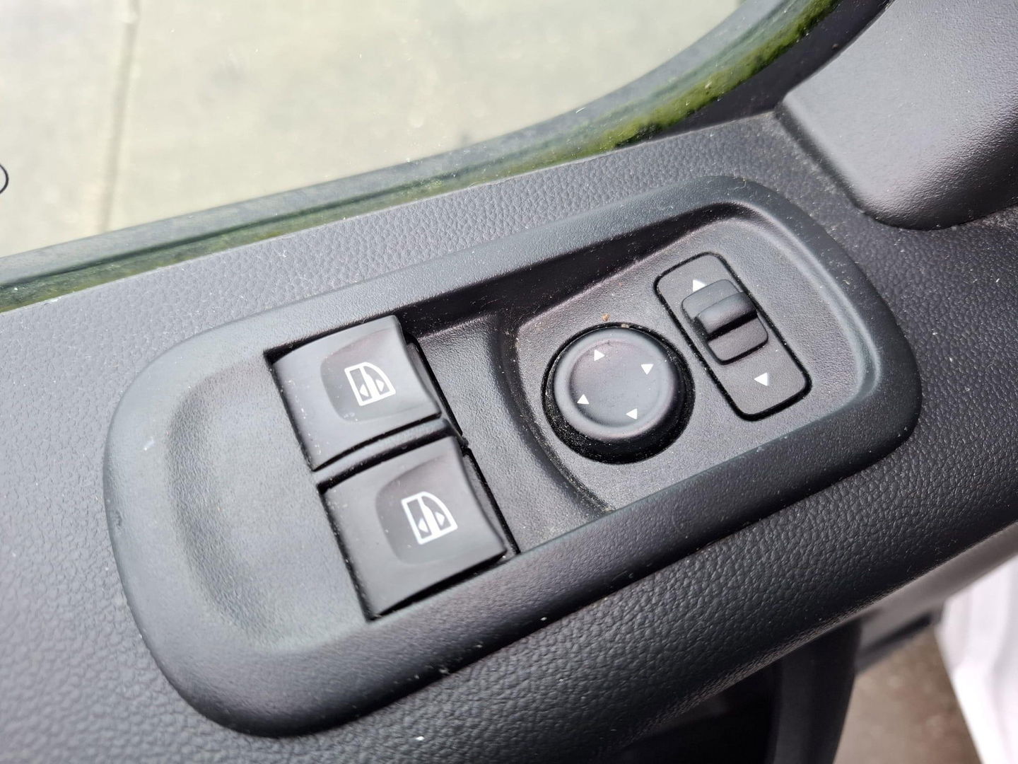 Opel Movano 2.3 Turbo L2H2 DC AIRCO / CRUISE CONTROLE / NAVI / CARPLAY / WERKPLAATS / KASTEN