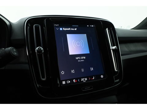 Volvo XC40 Recharge Plus | 70 kWh | 425 Km | ACC | Blis | Camera | Stoel & stuur Verwarming | Carplay |