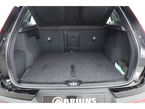Volvo XC40 Recharge Plus | 70 kWh | 425 Km | ACC | Blis | Camera | Stoel & stuur Verwarming | Carplay |