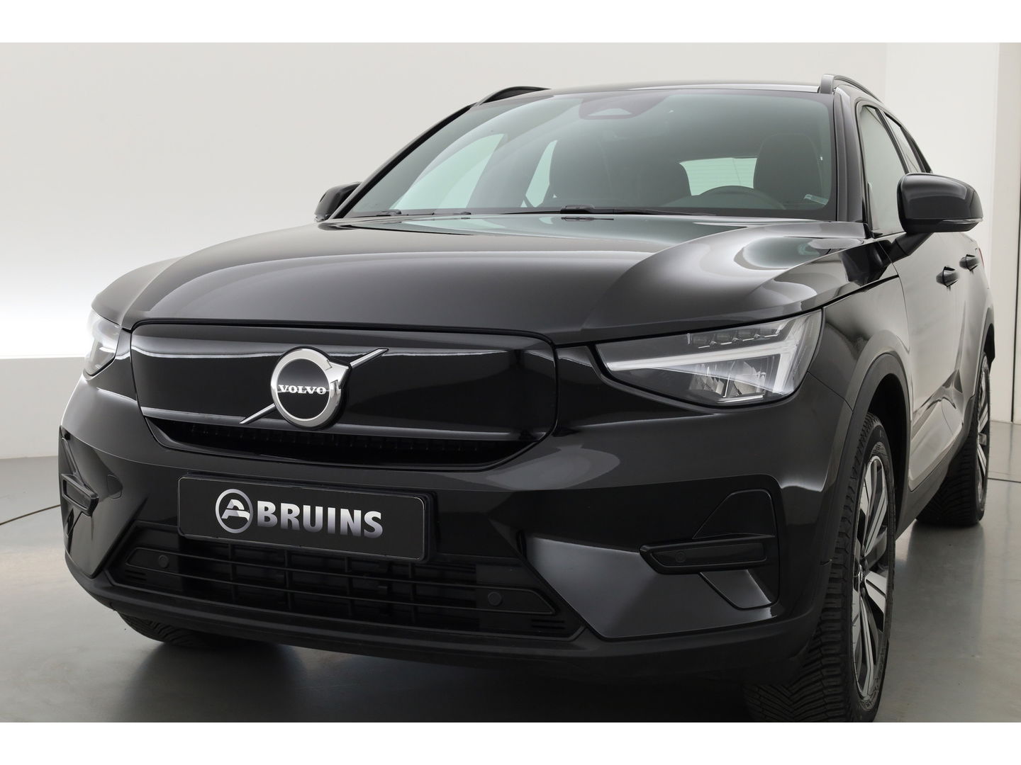 Volvo XC40 Recharge Plus | 70 kWh | 425 Km | ACC | Blis | Camera | Stoel & stuur Verwarming | Carplay |