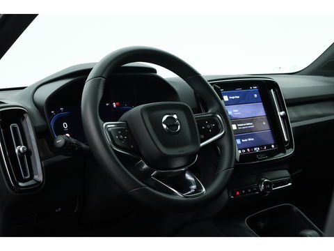 Volvo XC40 Recharge Plus | 70 kWh | 425 Km | ACC | Blis | Camera | Stoel & stuur Verwarming | Carplay |