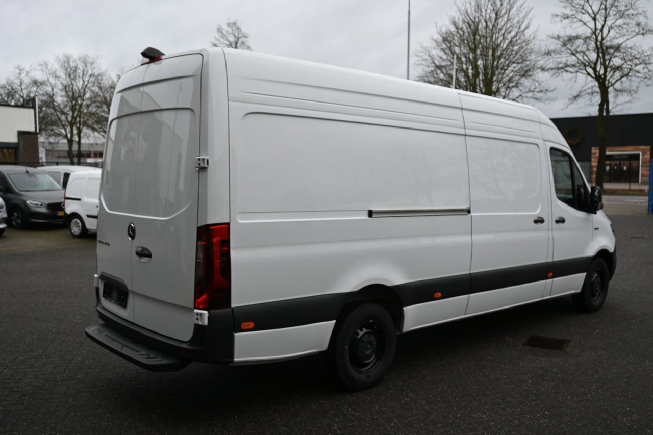 Mercedes-Benz eSprinter
