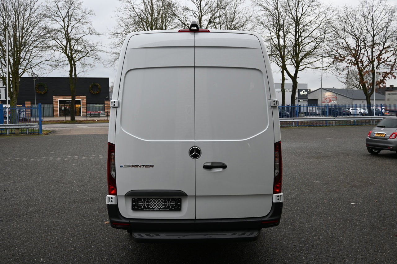 Mercedes-Benz eSprinter
