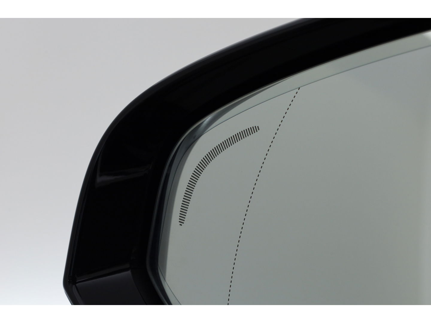 Volvo V60 2.0 T6 Plug-in hybrid AWD Plus Bright | Long Range | Pano-dak | Trekhaak | Sport stoelen | H&K Audio | 360 cam | AcC