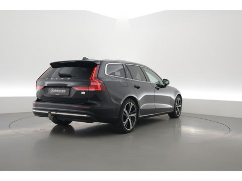 Volvo V60 2.0 T6 Plug-in hybrid AWD Plus Bright | Long Range | Pano-dak | Trekhaak | Sport stoelen | H&K Audio | 360 cam | AcC