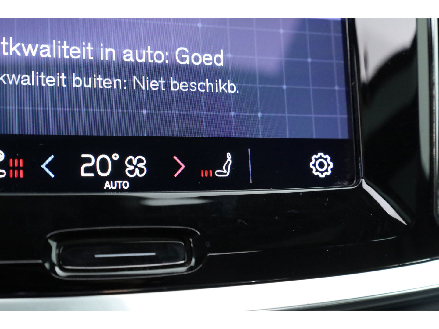 Volvo V60 2.0 T6 Plug-in hybrid AWD Plus Bright | Long Range | Pano-dak | Trekhaak | Sport stoelen | H&K Audio | 360 cam | AcC