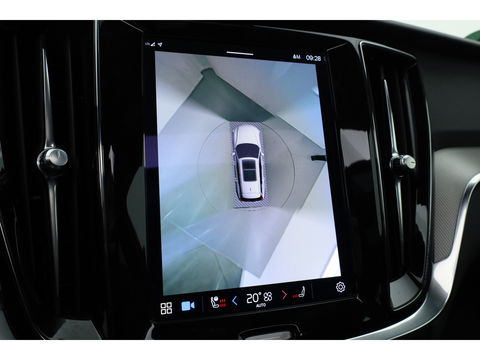 Volvo V60 2.0 T6 Plug-in hybrid AWD Plus Bright | Long Range | Pano-dak | Trekhaak | Sport stoelen | H&K Audio | 360 cam | AcC