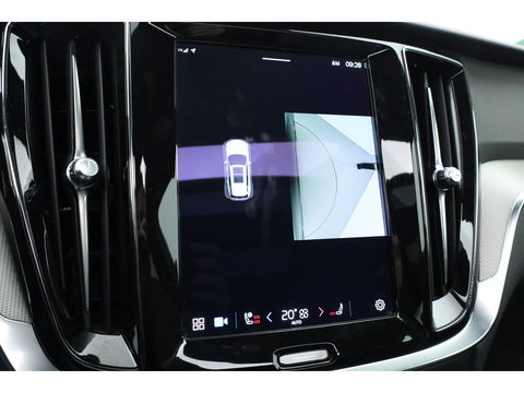 Volvo V60 2.0 T6 Plug-in hybrid AWD Plus Bright | Long Range | Pano-dak | Trekhaak | Sport stoelen | H&K Audio | 360 cam | AcC