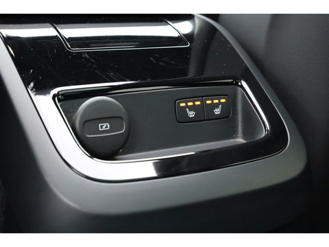 Volvo V60 2.0 T6 Plug-in hybrid AWD Plus Bright | Long Range | Pano-dak | Trekhaak | Sport stoelen | H&K Audio | 360 cam | AcC