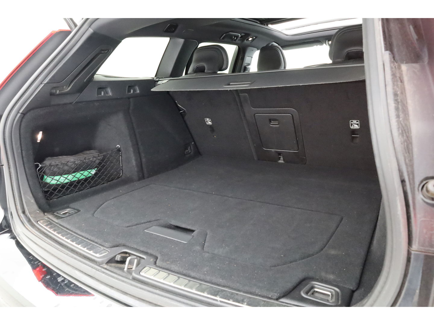 Volvo V60 2.0 T6 Plug-in hybrid AWD Plus Bright | Long Range | Pano-dak | Trekhaak | Sport stoelen | H&K Audio | 360 cam | AcC