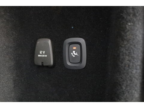 Volvo V60 2.0 T6 Plug-in hybrid AWD Plus Bright | Long Range | Pano-dak | Trekhaak | Sport stoelen | H&K Audio | 360 cam | AcC