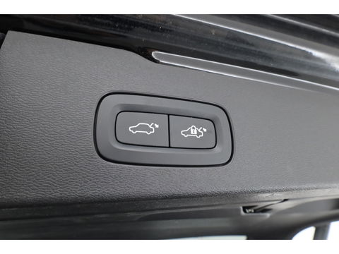 Volvo V60 2.0 T6 Plug-in hybrid AWD Plus Bright | Long Range | Pano-dak | Trekhaak | Sport stoelen | H&K Audio | 360 cam | AcC