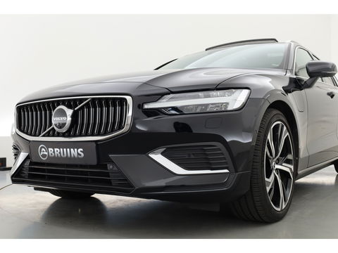 Volvo V60 2.0 T6 Plug-in hybrid AWD Plus Bright | Long Range | Pano-dak | Trekhaak | Sport stoelen | H&K Audio | 360 cam | AcC