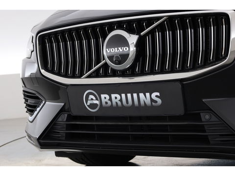 Volvo V60 2.0 T6 Plug-in hybrid AWD Plus Bright | Long Range | Pano-dak | Trekhaak | Sport stoelen | H&K Audio | 360 cam | AcC
