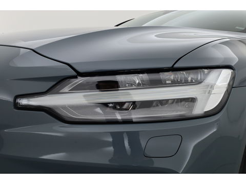 Volvo V60 2.0 T6 Plug-in hybrid AWD Plus Dark | Sportstoelen | ACC | Blis | stoel & stuur Verwarming | trekhaak | carplay |