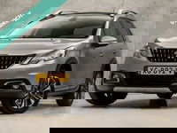 Peugeot 2008 - 1.2 PureTech Allure Sport Automaat (PANORAMADAK, APPLE CARPLAY, NAVIGATIE, CLIMATE, LEDER, GETINT GLAS, SPORTSTOELEN, PARKEERSENSOREN, LM VELGEN, TREKHAAK, NIEUWSTAAT)