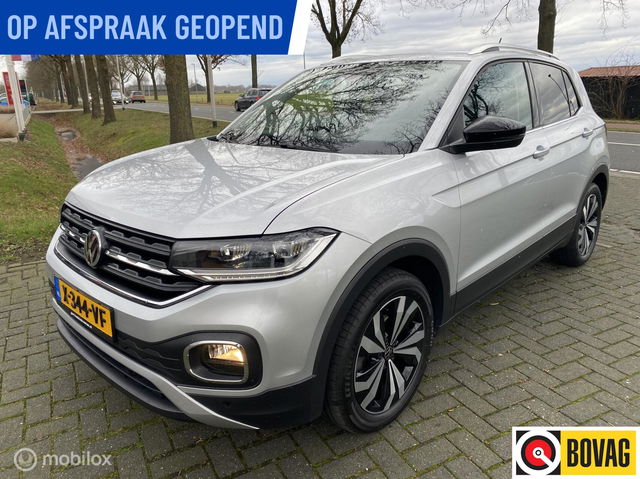 Volkswagen T-Cross - 1.0 TSI Style I camera I Trekhaak I Navigatie