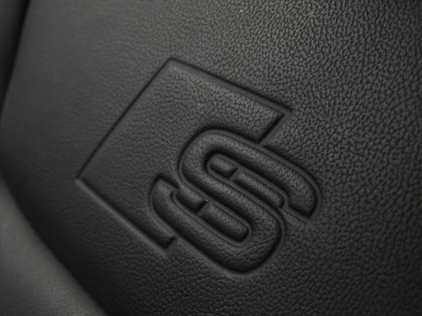 Audi Q8 e-tron 50 340PK Quattro / S-line / 360° / 2023