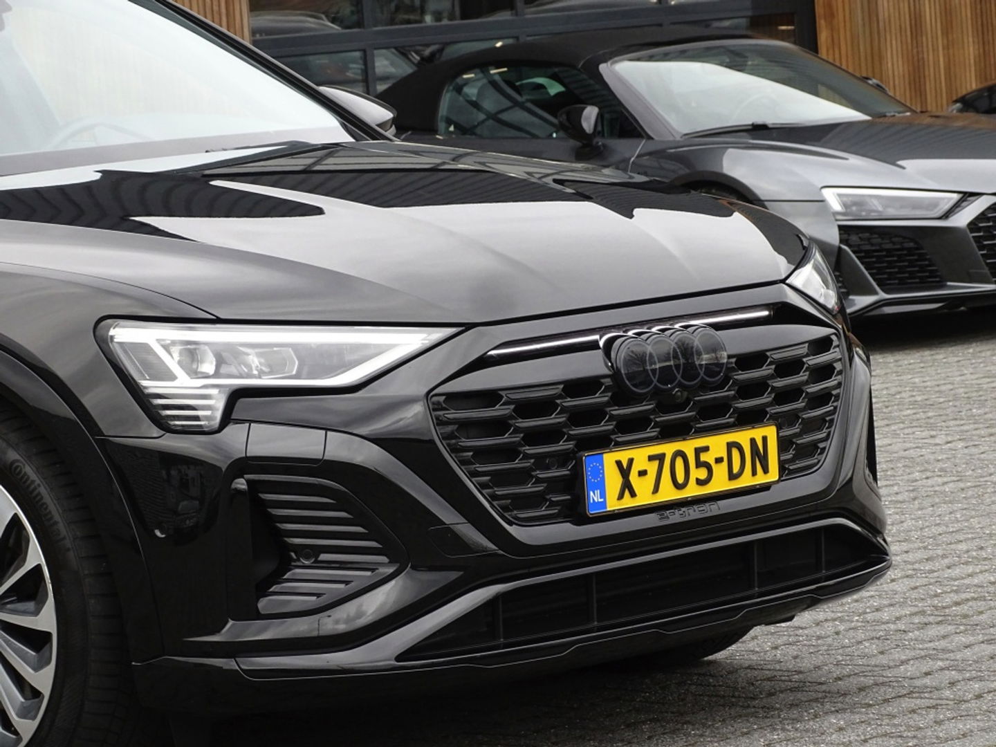 Audi Q8 e-tron 50 340PK Quattro / S-line / 360° / 2023