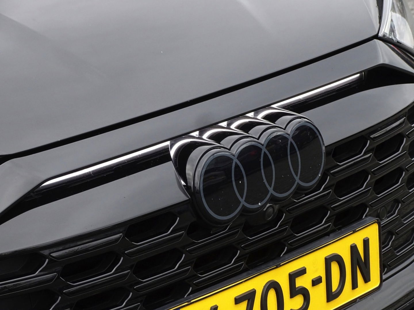 Audi Q8 e-tron 50 340PK Quattro / S-line / 360° / 2023