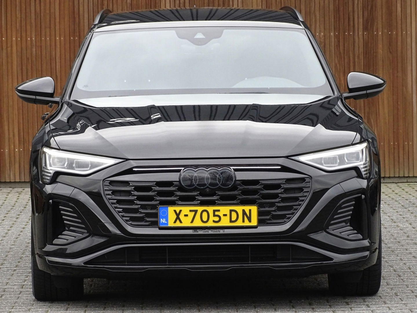 Audi Q8 e-tron 50 340PK Quattro / S-line / 360° / 2023