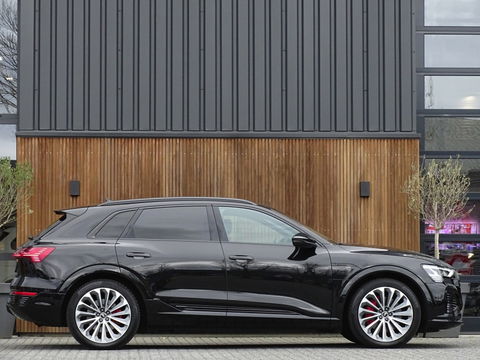 Audi Q8 e-tron 50 340PK Quattro / S-line / 360° / 2023