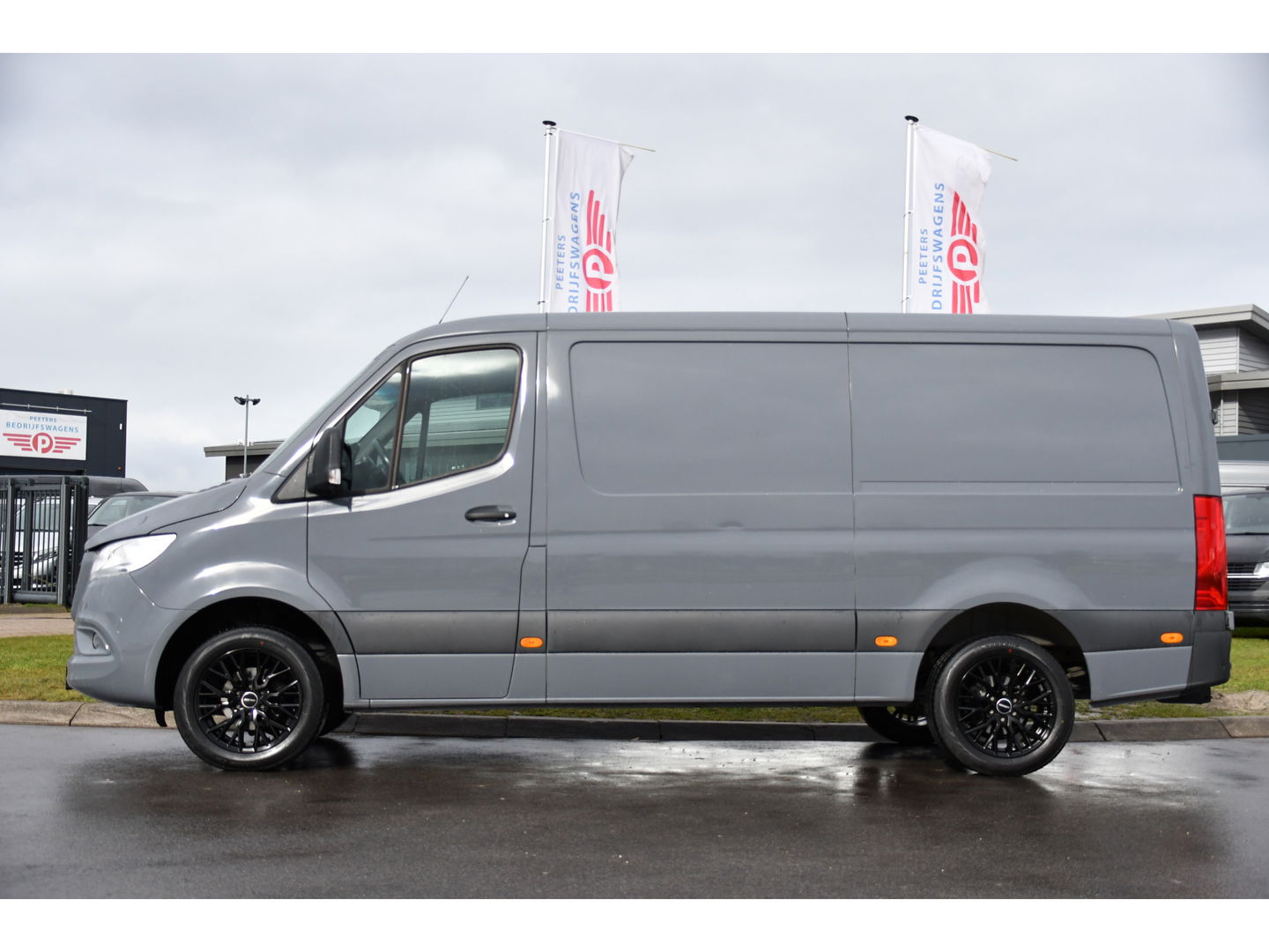 Mercedes-Benz Sprinter 315 1.9 CDI L2H1 RWD PB Edition Adaptieve Cruise, 360 Camera, Carplay, Standkachel, Leder, 150pk, Automaat, Trekhaak, Uniek!
