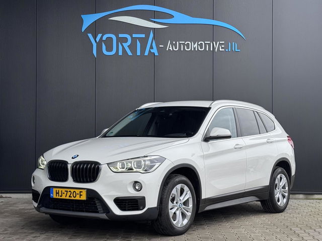 BMW X1 - sDrive20i AUTOMAAT*NL AUTO*AFN. TREKHAAK*DEALERONDERHOUDEN