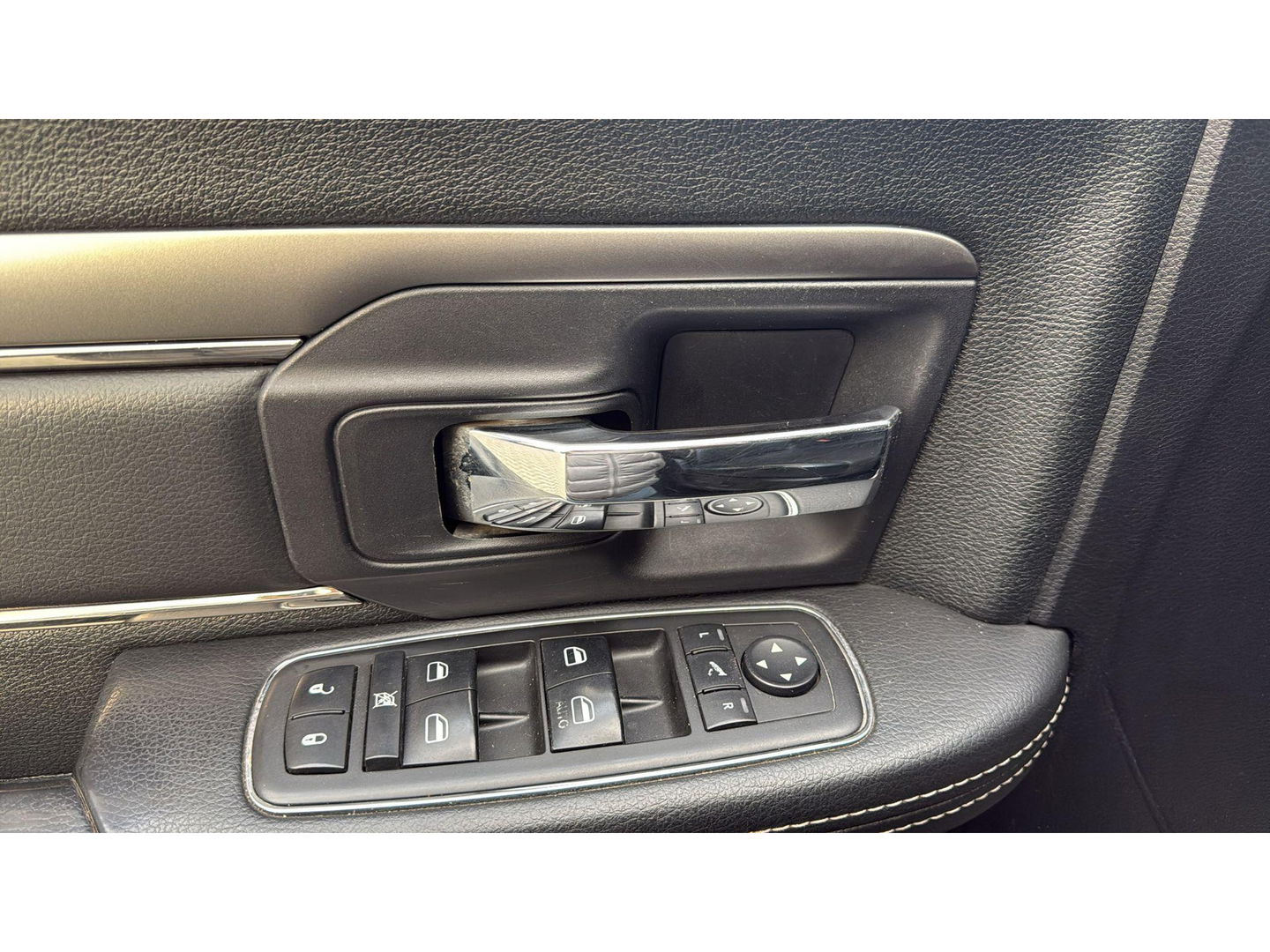 Dodge Ram 1500 5.7 V8 4x4 Crew Cab 5'7