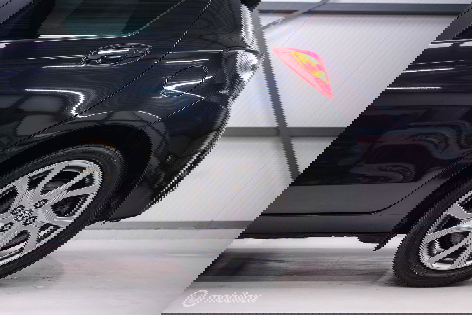 Toyota Yaris 1.5 Hybrid Dynamic | Panorama | Camera | Trekhaak | Winterset | NL auto NAP | Rijklaarprijs | Cruise |