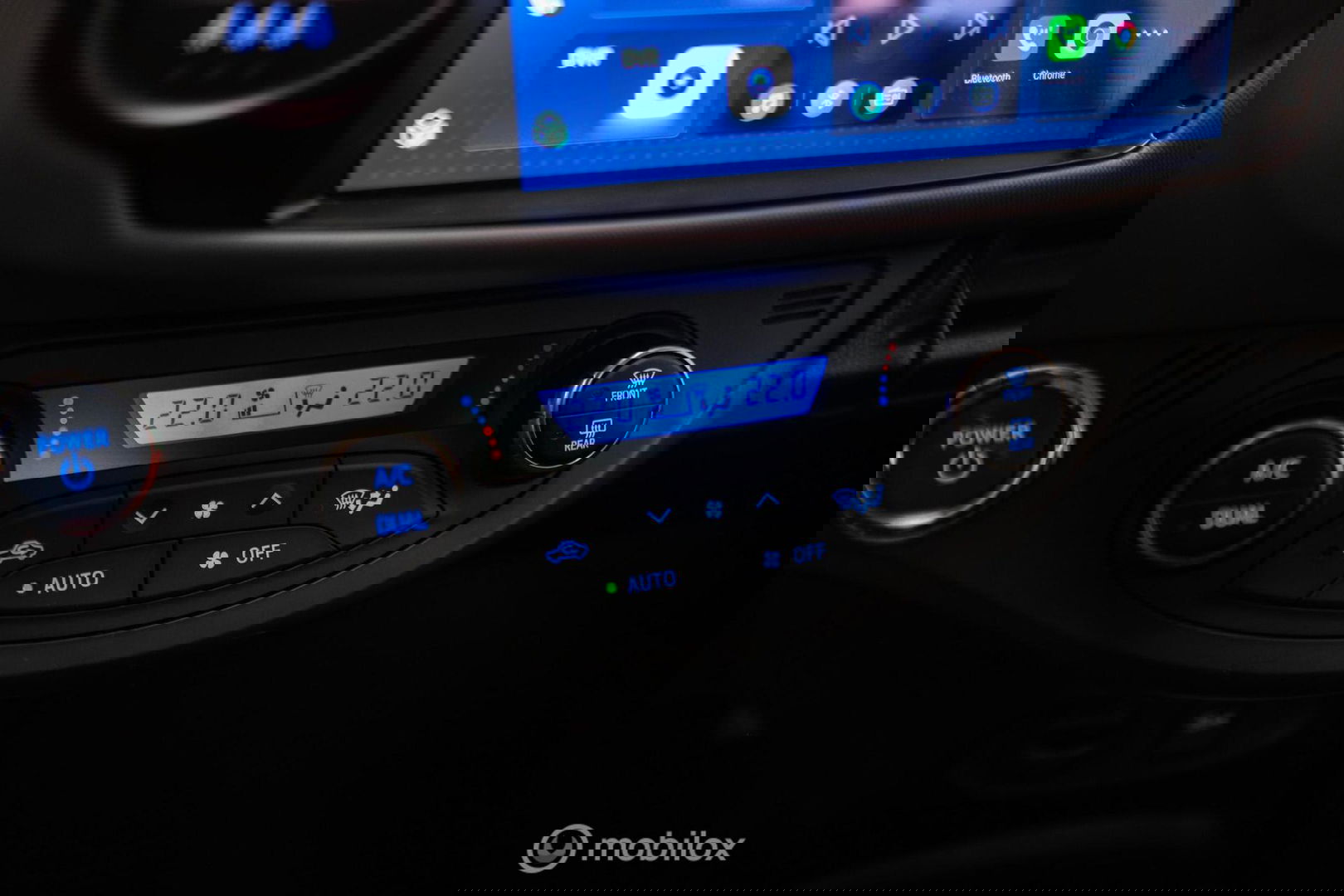 Toyota Yaris 1.5 Hybrid Dynamic | Panorama | Camera | Trekhaak | Winterset | NL auto NAP | Rijklaarprijs | Cruise |