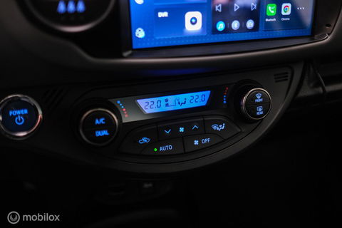 Toyota Yaris 1.5 Hybrid Dynamic | Panorama | Camera | Trekhaak | Winterset | NL auto NAP | Rijklaarprijs | Cruise |