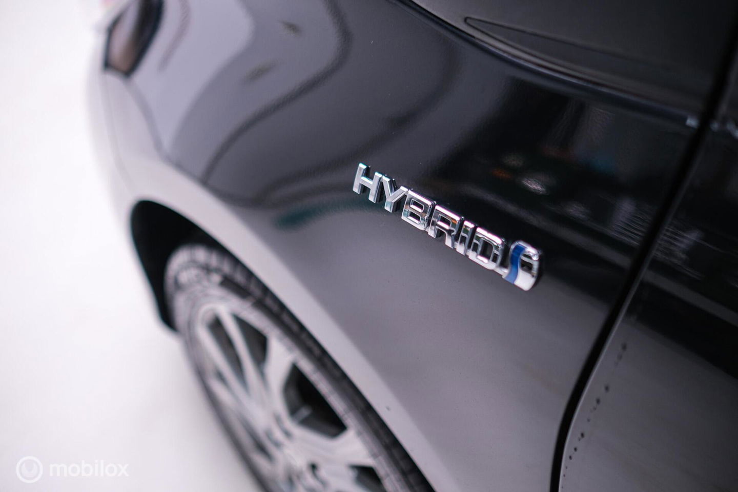 Toyota Yaris 1.5 Hybrid Dynamic | Panorama | Camera | Trekhaak | Winterset | NL auto NAP | Rijklaarprijs | Cruise |