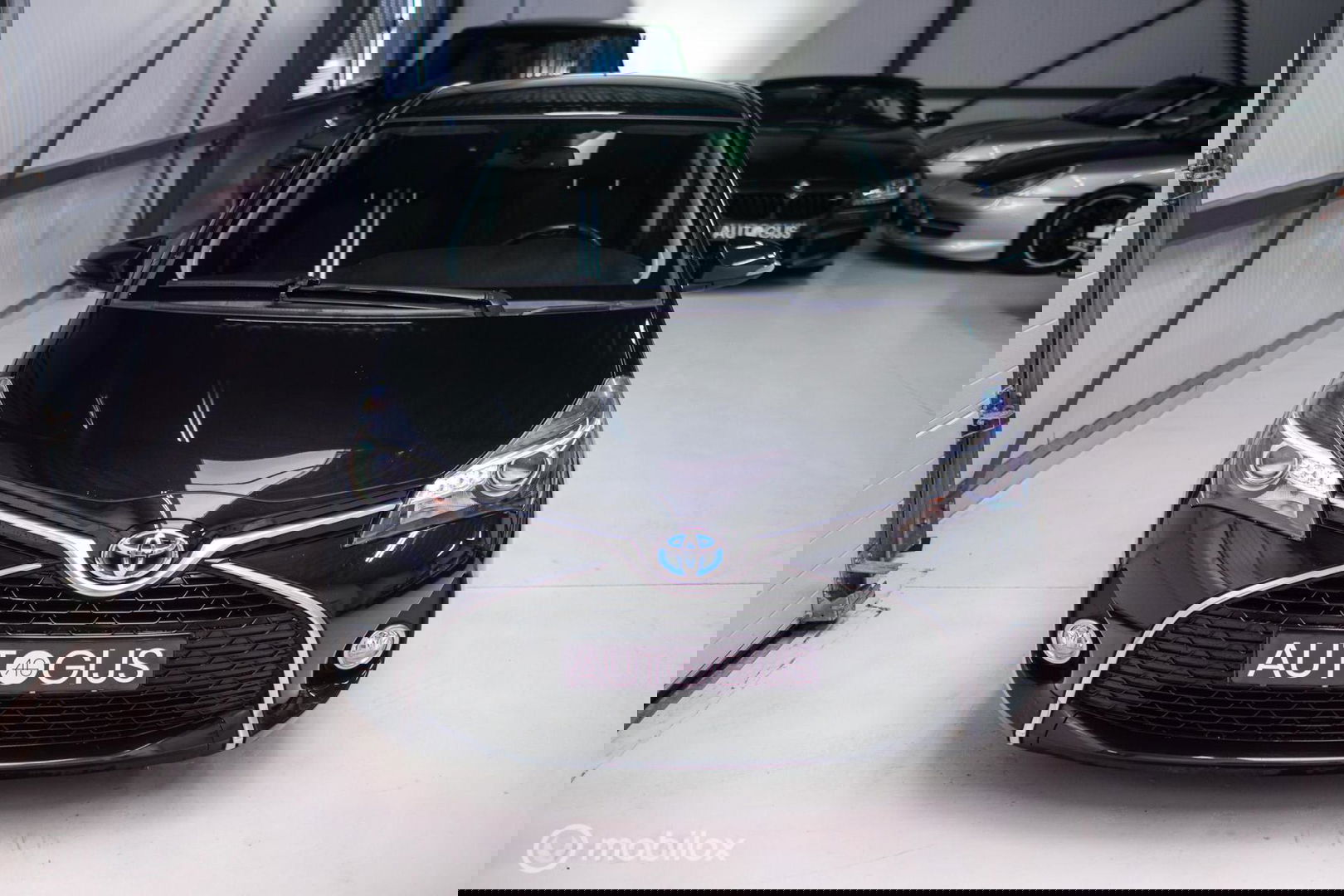 Toyota Yaris 1.5 Hybrid Dynamic | Panorama | Camera | Trekhaak | Winterset | NL auto NAP | Rijklaarprijs | Cruise |