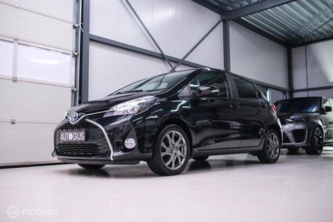 Toyota Yaris 1.5 Hybrid Dynamic | Panorama | Camera | Trekhaak | Winterset | NL auto NAP | Rijklaarprijs | Cruise |