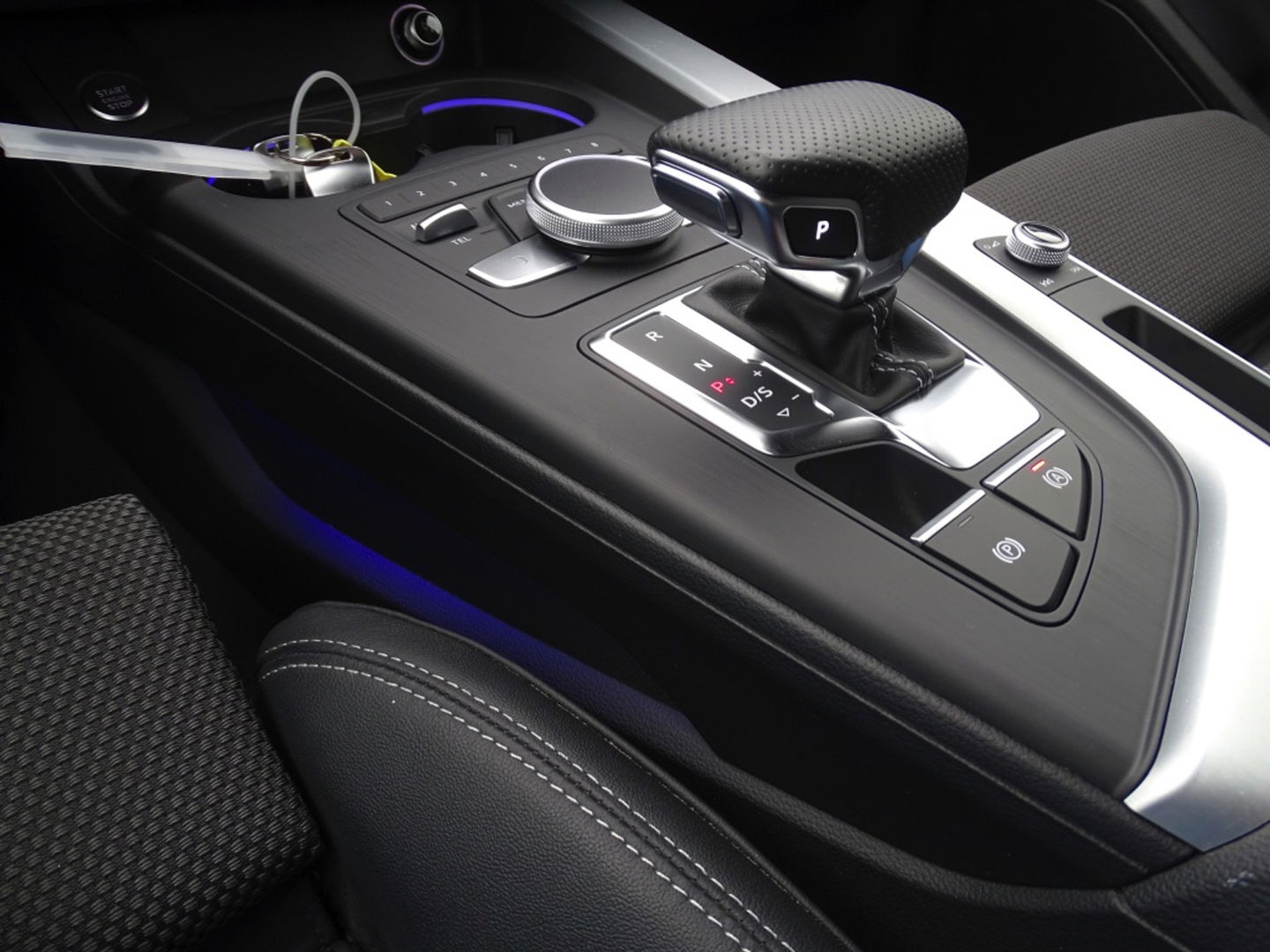 Audi A4 Avant 1.4 TFSI 150PK automaat. S-line S / S virtual dashboard / *NAP*