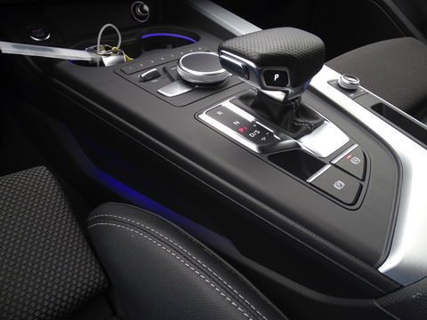 Audi A4 Avant 1.4 TFSI 150PK automaat. S-line S / S virtual dashboard / *NAP*