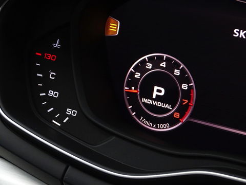 Audi A4 Avant 1.4 TFSI 150PK automaat. S-line S / S virtual dashboard / *NAP*