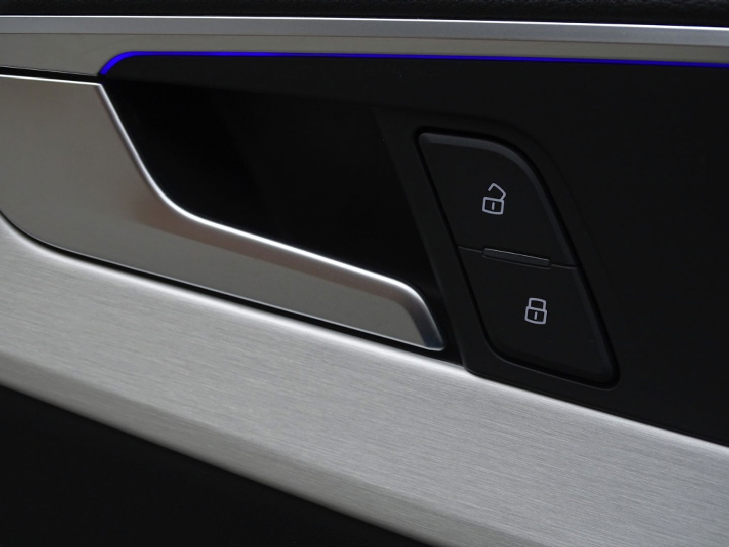 Audi A4 Avant 1.4 TFSI 150PK automaat. S-line S / S virtual dashboard / *NAP*