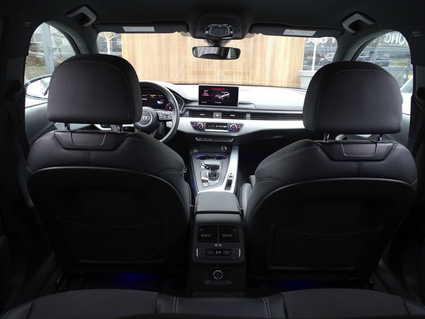 Audi A4 Avant 1.4 TFSI 150PK automaat. S-line S / S virtual dashboard / *NAP*