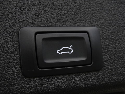 Audi A4 Avant 1.4 TFSI 150PK automaat. S-line S / S virtual dashboard / *NAP*