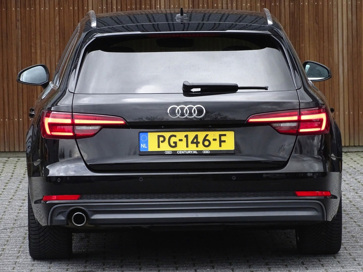 Audi A4 Avant 1.4 TFSI 150PK automaat. S-line S / S virtual dashboard / *NAP*