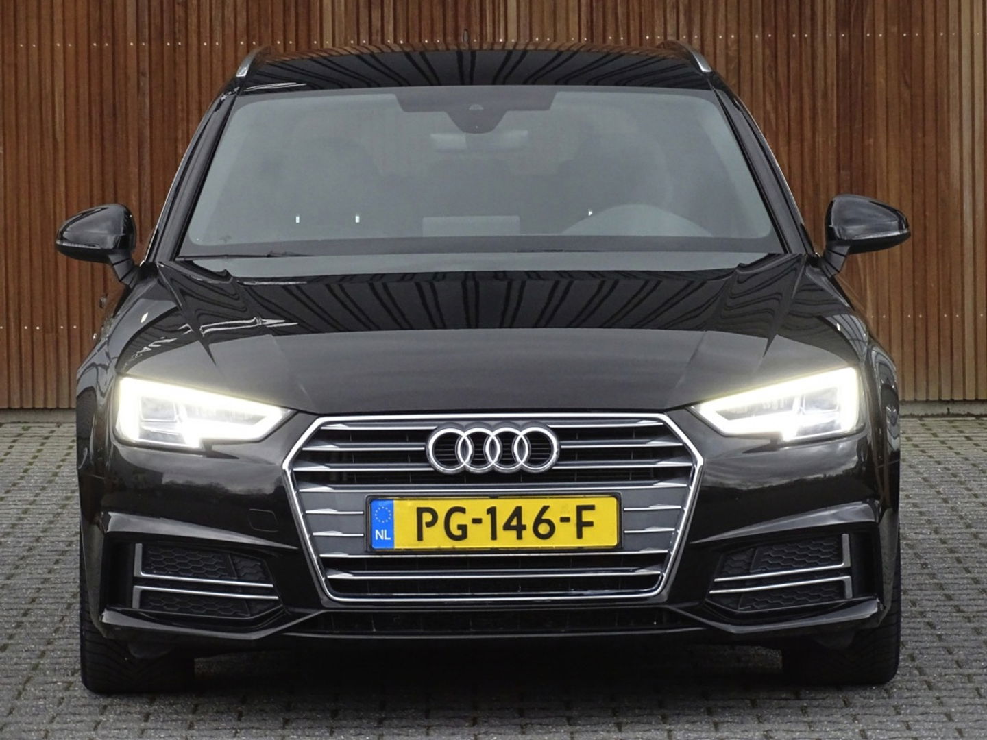Audi A4 Avant 1.4 TFSI 150PK automaat. S-line S / S virtual dashboard / *NAP*