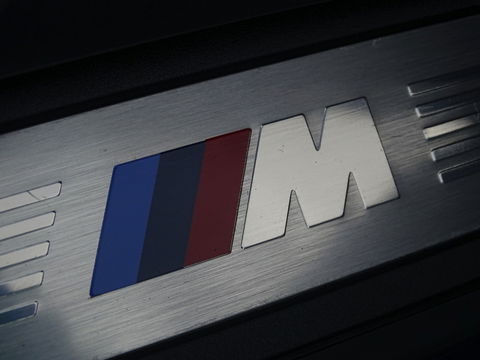 BMW 5 Serie 530e 292PK M-Sport / M- Individual / alcantara / 360° / Laser