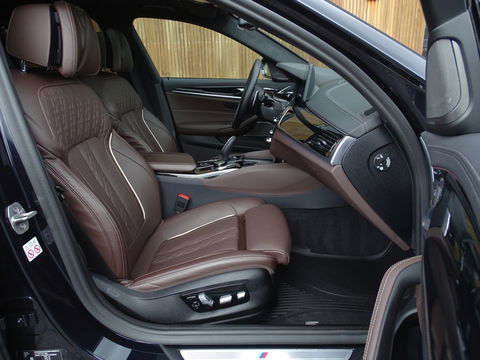 BMW 5 Serie 530e 292PK M-Sport / M- Individual / alcantara / 360° / Laser