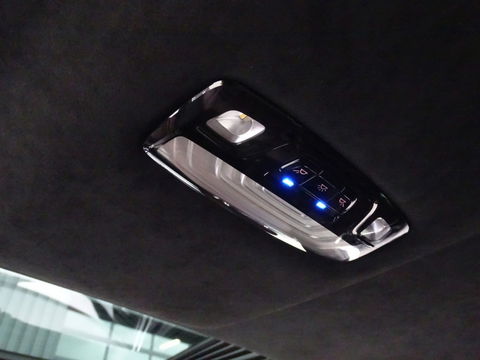 BMW 5 Serie 530e 292PK M-Sport / M- Individual / alcantara / 360° / Laser