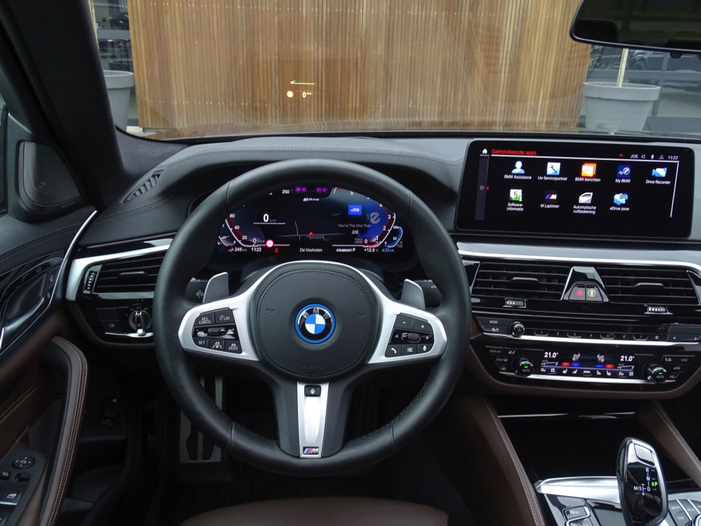 BMW 5 Serie 530e 292PK M-Sport / M- Individual / alcantara / 360° / Laser